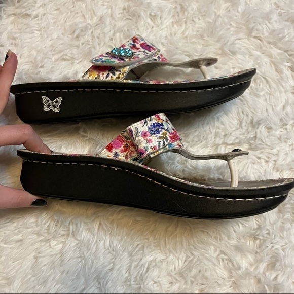 Alegria Carina Perennial Crackle Sandals - Picture 6 of 11